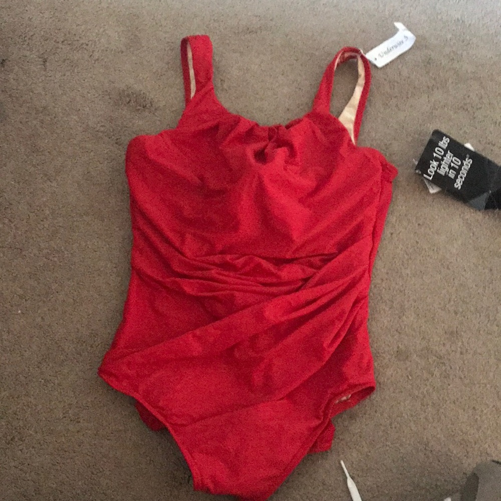 NWT Miraclesuit Swimsuit